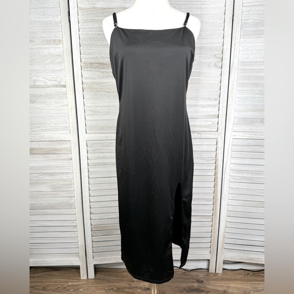 BLUSH MARK "Party Girl" Sleeveless Black Midi Dress-Large